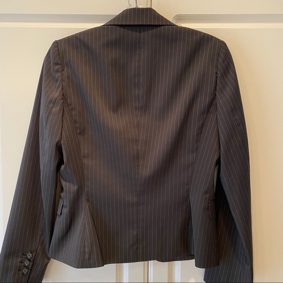 Tahari Blazer Black with white pin stripes - Picture 4 of 6
